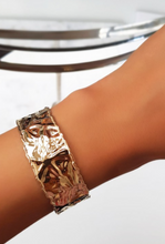 Load image into Gallery viewer, Statement Bracelet