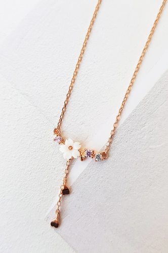 Rose Gold Blossoming Necklace