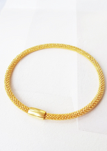 Load image into Gallery viewer, Gold Statement Bracelet