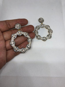 The Silver Daisy Earrings With Swarovski Stones