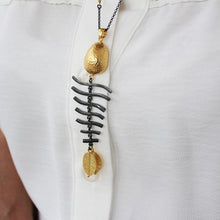 Load image into Gallery viewer, Mega Fishbone Necklace