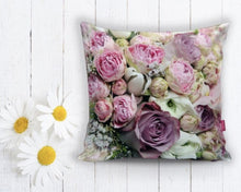 Load image into Gallery viewer, Pink roses Cushion - 18&quot; (45cm) Pillow Cushion Cover