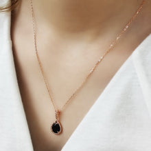 Load image into Gallery viewer, Drop Pendant Black Stone Necklace